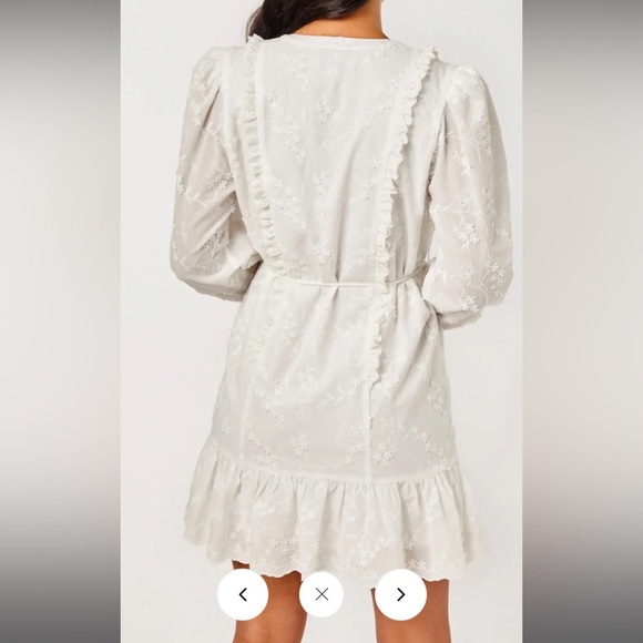 Cartolina Nantucket Allyson Dress In White NWT - Picture 3 of 13